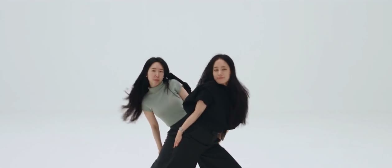Give A2O LITE NEON AI Dance your chosen appearance