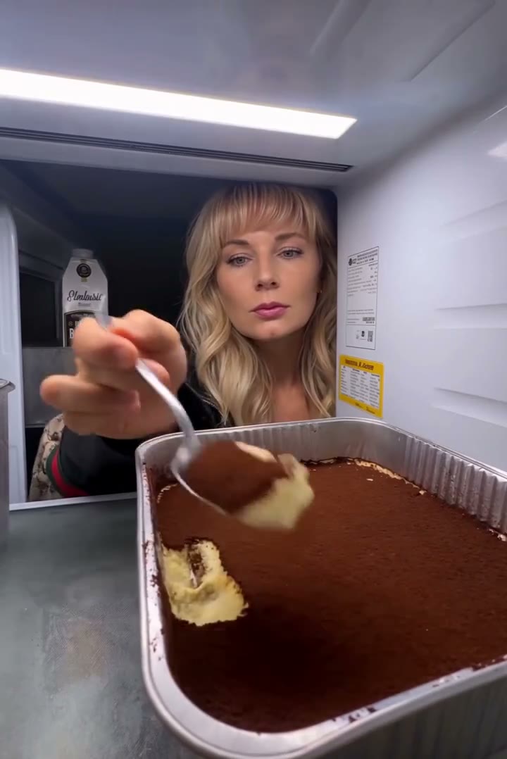 Follow the complete Fridge POV AI sequence