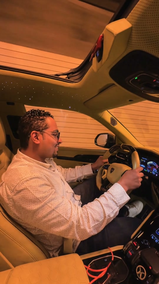 Keep the passenger view in Night Tunnel Driver AI