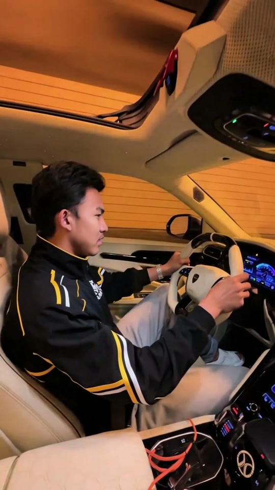 Set the mood with Night Tunnel Driver AI