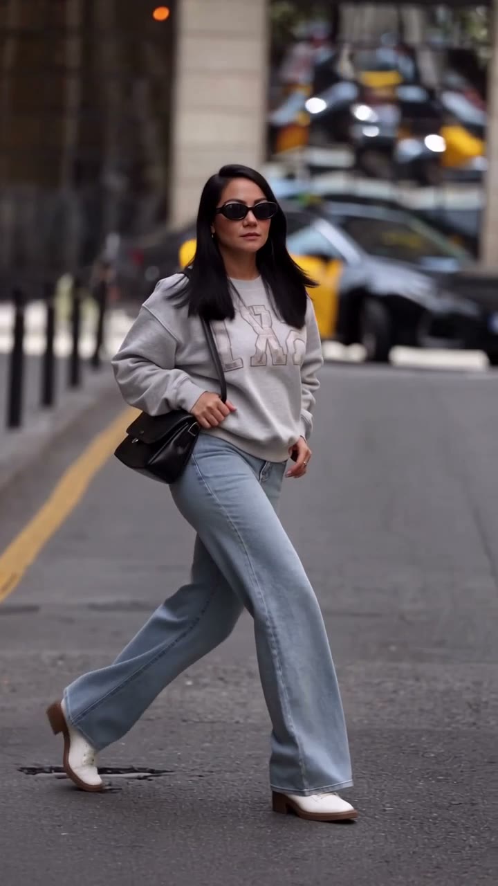 Street Walk AI reference showing a short moving portrait on a city street